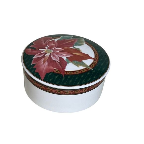 Mikasa Holiday Fleur Lidded Trinket Box/Candy Dish circa 1980 Poinsettia - Picture 1 of 7